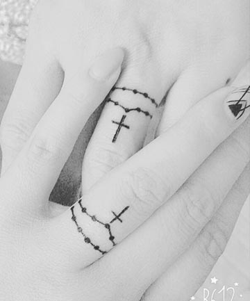 Finger Tattoos: Fingers Crossed
