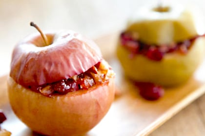 Dessert: Baked Apples with Frozen Yogurt