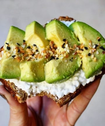 Avocado Toast With Cottage Cheese