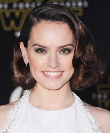 Look of the Day: Daisy Ridley's Hollywood Glam Hair