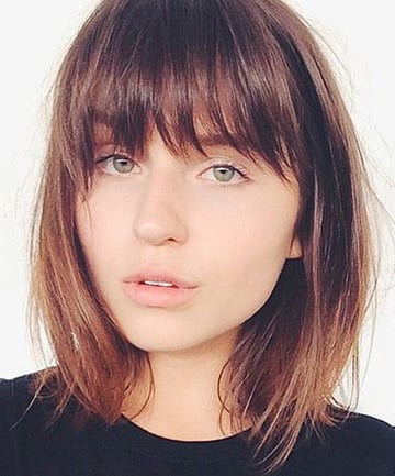 Round Face Shapes Can Try Layered Bangs
