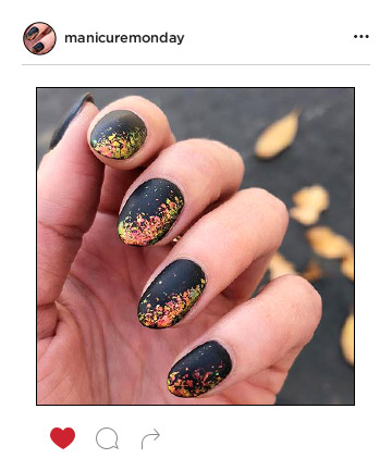Mani of the Week: Ultra-Chic Halloween Nails