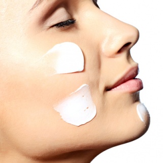 Is This Sunscreen Ingredient a Secret Acne Cure?