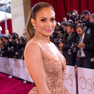 How 10 Celebs Get Awards Show-Worthy Skin
