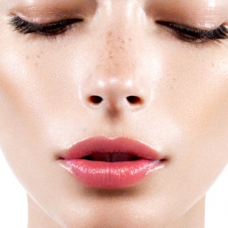 Must-Have Products to Make Pores Do a Disappearing Act