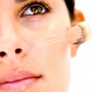No Airbrush. No Photoshop. Get Flawless Skin Right Now.