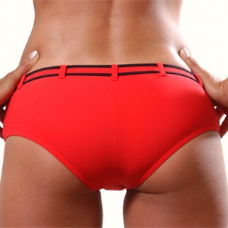 Spas Are Offering Butt Facials Now