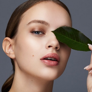 9 Natural Beauty Products Dermatologists Swear By