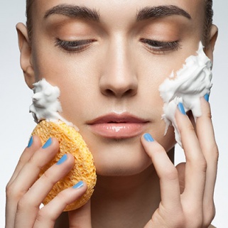 19 Cleansing Foams That Melt Away Makeup