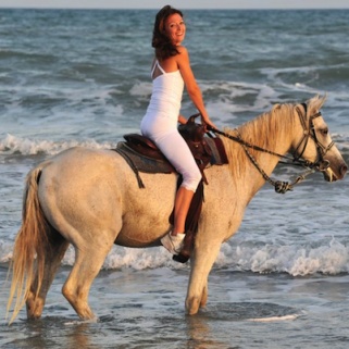 Russian Tampax Commercial: Too Direct or Simply Awesome?