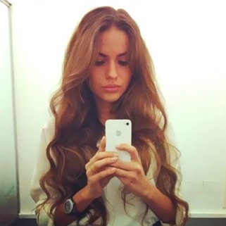 7 Simple Tricks to Look Prettier on Video