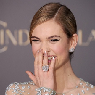 Jaw-Dropping Ways to Wear Metallic Nails