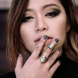 Wanna Make Big Bucks? Become A Beauty Vlogger