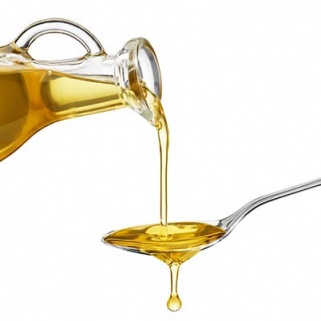 Here's How to Treat Acne With Oil Pulling