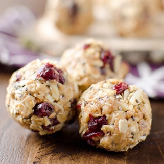 15 Yummy Protein Ball Recipes That Let You Fill Up Without Blowing Your Diet