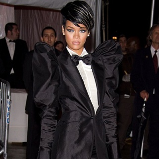 Rihanna's Style Icon? Princess Di