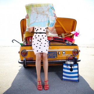 Add These Spring Vacay Beauty Game-Changers to Your Packing List