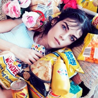 8 Foods Celebrities Never Eat