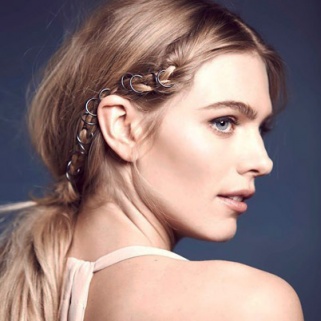 18 Hair Accessories That Work After 30