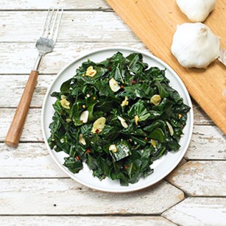6 Superfoods That Will Make You Look Younger