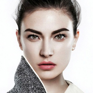 The Only Way Ever to Apply Your Skin-Care Products