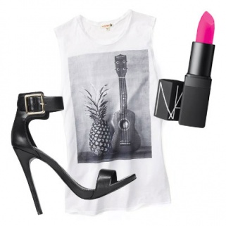 Everything You Need for Your Summer Girls' Getaway