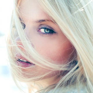 17 Amazing DIY Beauty Tricks With Vaseline® Jelly
