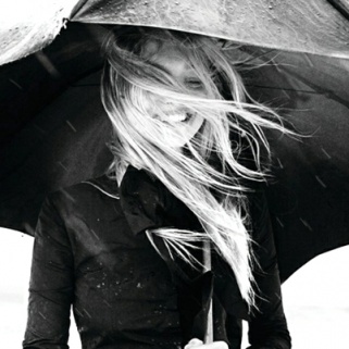 7 Must-Have Products to Fight Rainy-Day Frizz