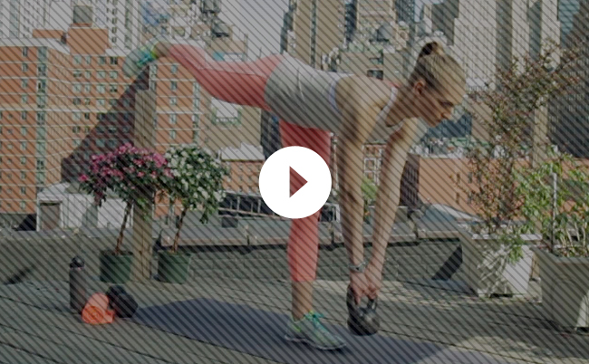 Video: 3 Easy Moves That'll Tone Your Legs and Butt