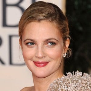Drew Barrymore Launches Cosmetics Line with Walmart