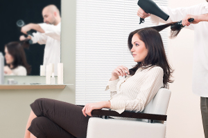 Do You Book Your Salon Appointment Online? You Should!