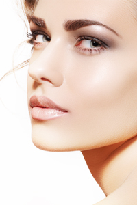 Bridal Makeup: To Airbrush or Not?