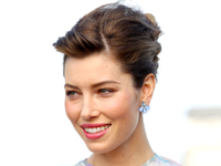 Which Bridal Hairstyle Should Jessica Biel Pick?