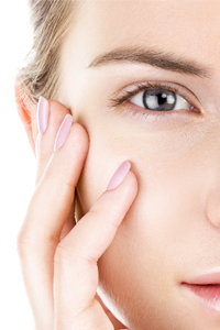 A Bride's Best Accessory: Beautiful Brows
