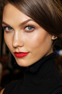 Runway-Inspired Wedding Makeup Looks