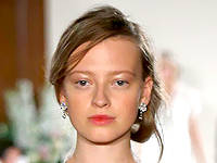 2013 Bridal Runway Looks You'll Want for Your Own Aisle Walk