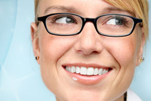 2 Best Teeth Whiteners -- and the 4 Worst