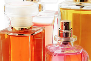 Quiz: Find Your Mom's Fave Fragrance -- Just In Time for Mother's Day 