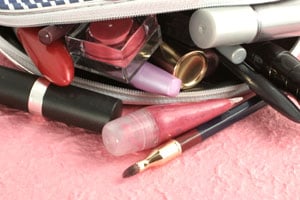 Quiz: Does Your Makeup Bag Need a Makeover?