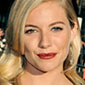 Celeb Looks for Women on the Go 