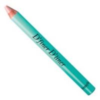 Benefit d'finer d'liner