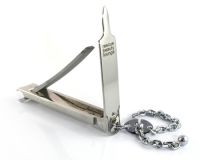 Rescue Beauty Lounge Nail Clipper With Chain