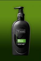 TRESemme Flawless Curls Curl Hydration Lotion Creme
