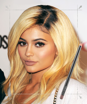 Kylie Jenner's Taupe Lipstick Look