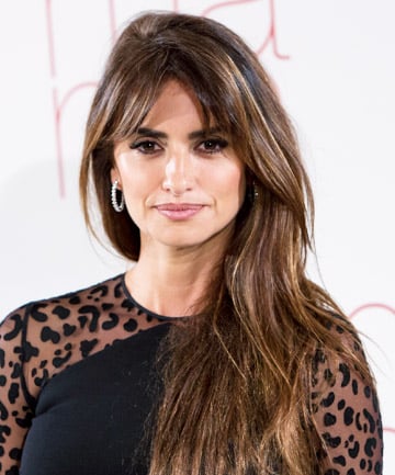 Penelope Cruz Is an Autumn Vision in Floral Gown With Ruffled Sleeves |  Parade | tylerpaper.com