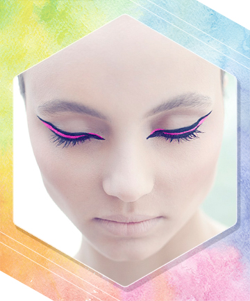 Graphic Hot Pink Winged Liner