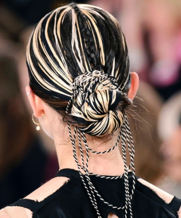 Decorate Your Ponytail 16 Cool Summer Hairstyles For When It S