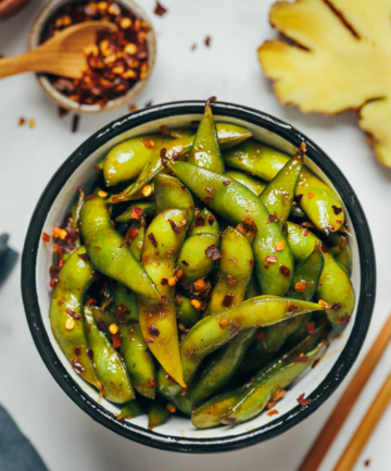 Spicy Garlic Edamame