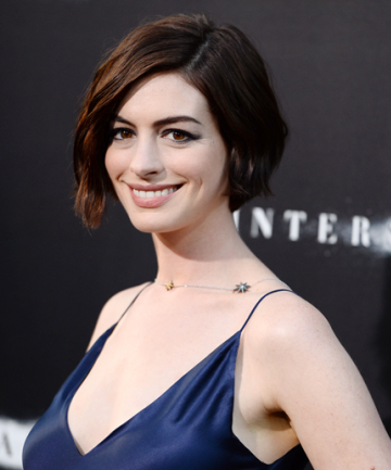 Anne Hathaway's Deconstructed Bob