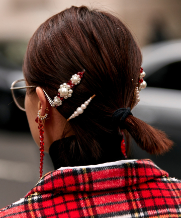 Pearl Hair Clips The Popular Hair Accessory Trend 2019